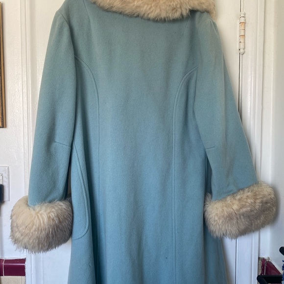 Vintage Powder Blue Faux Fur-Trimmed Women's Coat - Picture 2 of 8